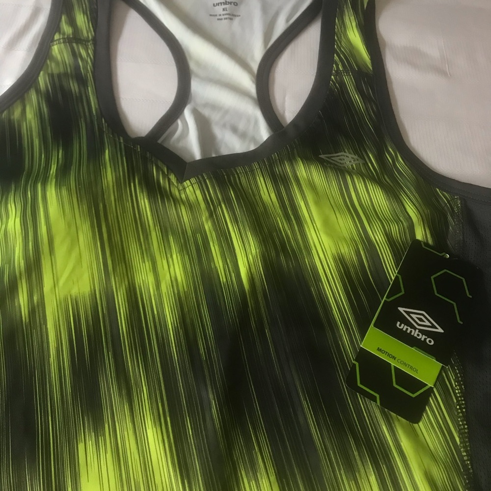 UMBRO DRI FIT RACER BACK WOMENS TANK LIME/GRAY NWT - Picture 4 of 7